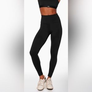 SET ACTIVE LUXFORM BLACK LEGGINGS
